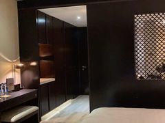 -深圳隐秀山居酒店