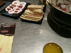 -合易泓烤肉•首创生椰大油边(宁山路店)