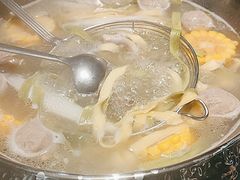 -浪里寻·臻牛养生牛肉火锅(方圆荟店)