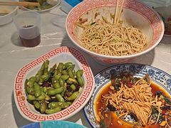 -石牌岭小亮蒸虾•湖北老字号(左岭店)