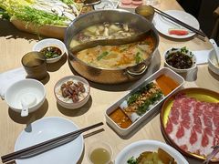 -黔诚多彩火锅(甲秀楼店)
