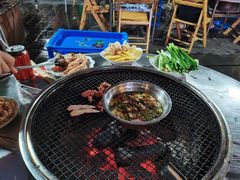 -小辣椒汤锅烧烤(温泉南街店)