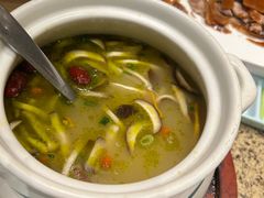 -海派悦庭·海胆烧麦·新融合菜(凯德广场店)