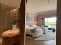 -上海佘山世茂艾美酒店