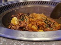 -山里屯铁锅炖·东北菜(康桥店)