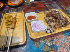 -乡村馕坑肉·烧烤·新疆菜·本地人更爱吃(阿勒泰首店)