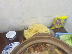 -威邵鸡煲(西华路总店)