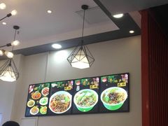 -塞上张记桂林米粉(金凤万达店)