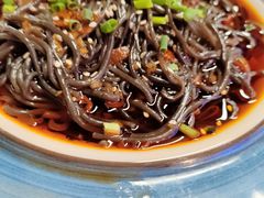 -路边边地标烧烤·川菜·小龙虾·音乐酒馆(良乡长虹店)