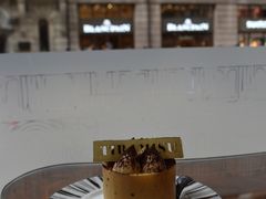 -上海和平饭店维克多咖啡厅 Victor's