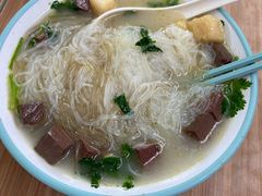-小杨生煎(金山百联购物中心3楼店)