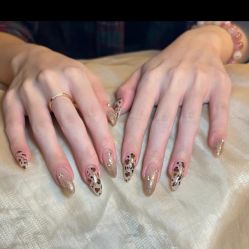 -斯馨·健康美甲美睫