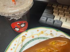 芝士香肠碱水-小飞象面包公社(珠江路金鹰店)