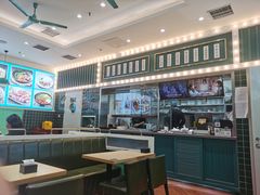 大堂-魏记烧味饭