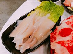 -鲜入围煮花胶鸡海鲜火锅