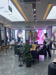 -藤野造型烫染·漂发