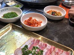 -彭妈家•韩国烤肉料理(张杨路店)