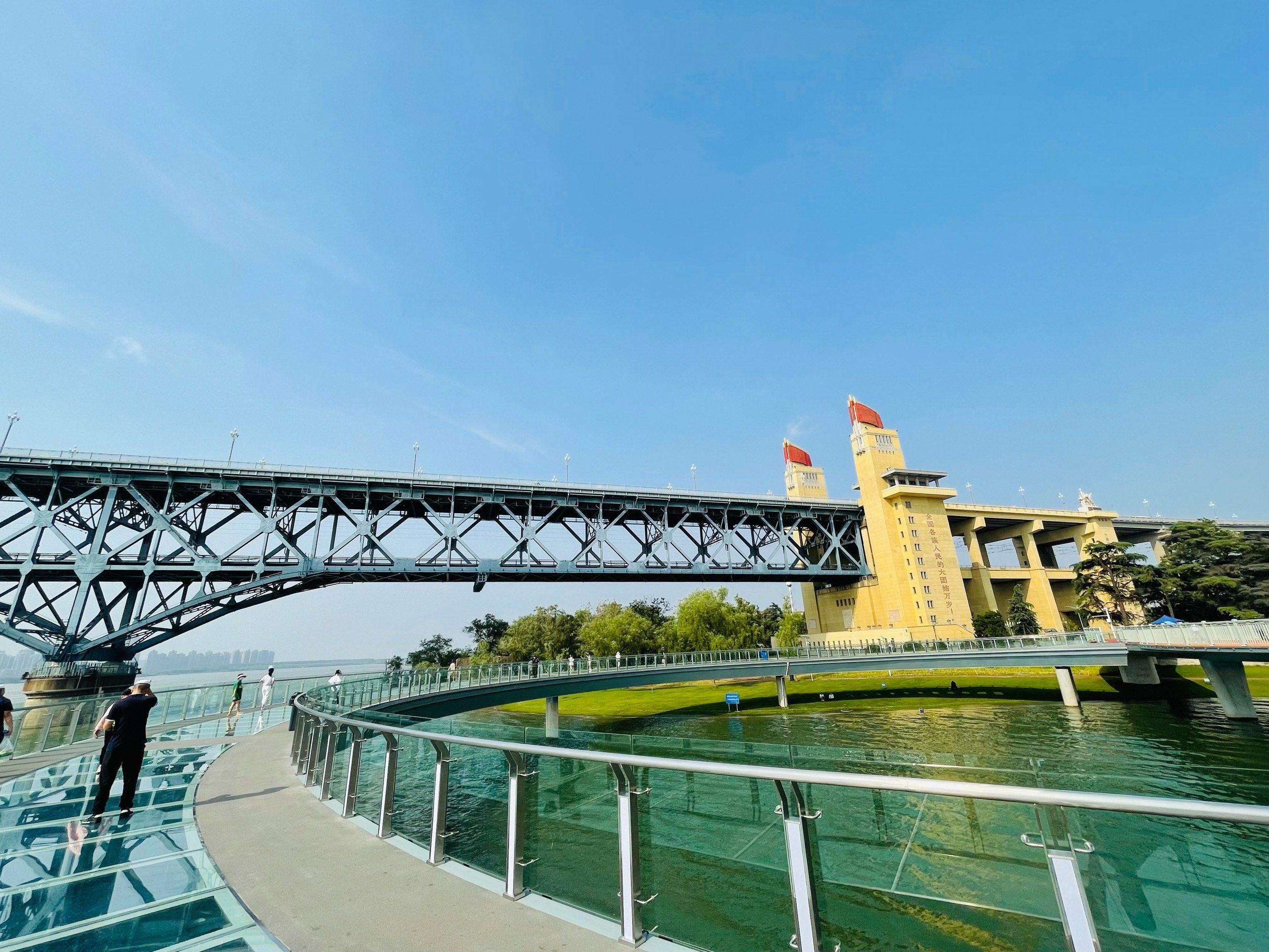 新开的南京长江大桥最佳观景点