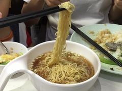-银记肠粉店(新港西路店)