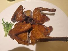 古法烧乳鸽-惠食佳(滨江大公馆店)