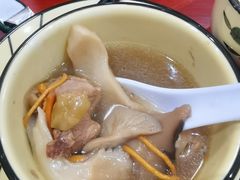 -菌之家·专业纯野生菌火锅·特色炒菌