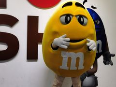 -m豆巧克力世界(上海世茂广场店)