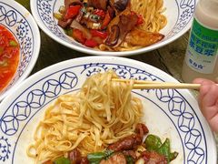 -李与白包子铺(桐梓林店)