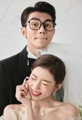 -城市花园婚纱摄影