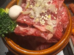 -山川小町·极番烧肉(新地假日广场店)