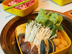 -润园四季椰子鸡火锅(卓越INTOWN店)