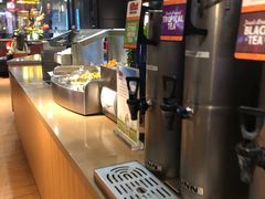 自助取餐区-The Habit Burger Grill 哈比特汉堡(复兴soho店)
