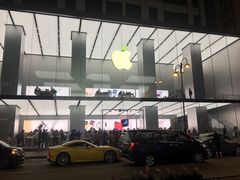 -Apple 零售店(Canton Road)