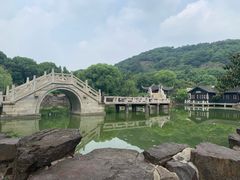 -灵岩山风景区