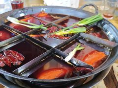 -正南齊北重庆老火锅(光华村直营店)