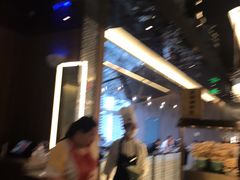 -捞王锅物料理(上海世茂广场店)