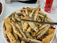 -丹水桥地锅鱼·翘嘴鲌·地方特色全鱼宴(丹江口大坝店)