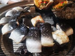 -围炉肉舍•炭烤活鳗•丹东海鲜烤肉(步行街店)