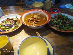 -老三样·美食研究中心(世贸路店)