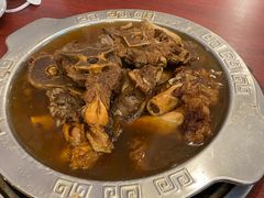 -聚首堂·特色小吃·肘子(什刹海德胜门店)