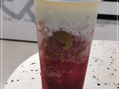 -喜茶(滨江宏岸店)