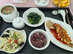 -馨果汇月子产康中心(南湖公园店)