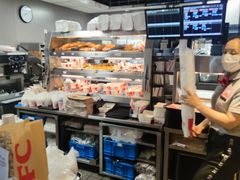 面包甜点陈列柜-肯德基(京广桥店)