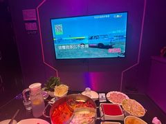 -唯爱KTV聚会餐厅(仙林东城汇店)