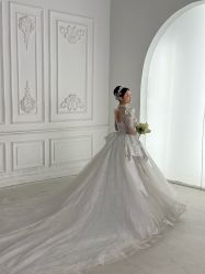 -城市花园婚纱摄影
