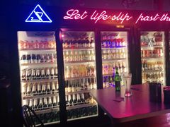 -UP嘻哈酒吧(粉巢店)