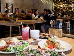 -Common Table · Brunch & Coffee