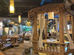 -花溪雨·森林餐厅(石基店)