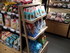 零售区-良品铺子(白云新世界店)