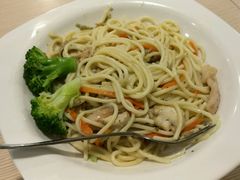 -佰搭果·广式茶餐厅(西华路店)
