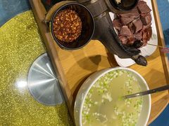 -乔家小院•非遗驴肉•本地小海鲜(滨河路店)